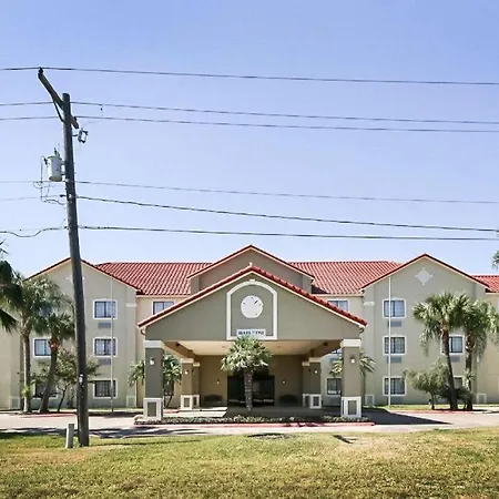 Quality Inn Kingsville Hwy 77-3